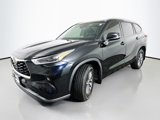 Used 2021 Toyota Highlander XLE image 3