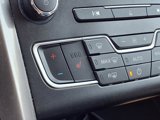 Used 2017 Ford Fusion SE w/ Fusion SE Technology Package image 5