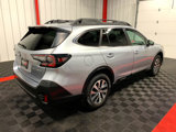Used 2020 Subaru Outback Premium image 4