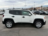 Used 2015 Jeep Renegade Latitude w/ Popular Equipment Group image 4
