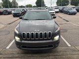 Used 2018 Jeep Cherokee Limited image 2