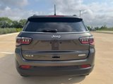 Used 2018 Jeep Compass Latitude w/ Popular Equipment Group image 5