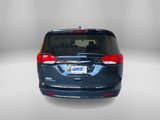 Used 2022 Chrysler Voyager LX image 4