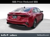 Used 2023 Kia Forte LXS w/ LXS Technology Package image 2