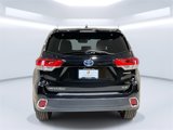 Used 2019 Toyota Highlander XLE image 6