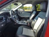 Certified 2022 Ford Explorer XLT w/ Equipment Group 202A image 5
