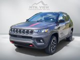 Used 2024 Jeep Compass Trailhawk image 6