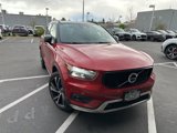 Used 2020 Volvo XC40 T5 R-Design image 2