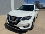 Used 2017 Nissan Rogue SV w/ SV Premium Package image 3