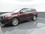 Used 2020 Kia Sorento LX w/ LX I4 Convenience Package image 2