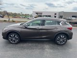 Used 2019 INFINITI QX30 AWD image 3