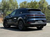 Used 2024 Porsche Cayenne image 3