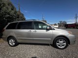 Used 2004 Toyota Sienna XLE Limited image 2