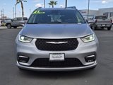 Used 2021 Chrysler Pacifica Touring-L image 2