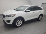 Used 2017 Kia Sorento LX image 2