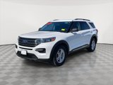 Certified 2022 Ford Explorer XLT image 3