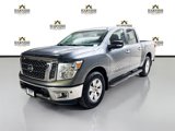 Used 2018 Nissan Titan SV w/ SV Convenience Package image 3