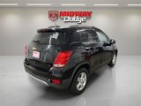 Used 2017 Chevrolet Trax LT w/ LT Convenience Package image 4