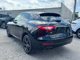 Used 2019 Maserati Levante image 5