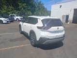 Used 2021 Nissan Rogue SV image 5