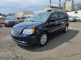 Used 2015 Chrysler Town & Country Touring w/ Driver Convenience Group image 3