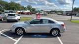Used 2011 Chrysler 200 Touring image 4