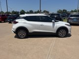 Used 2023 Nissan Kicks SV image 4