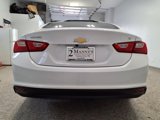 Used 2018 Chevrolet Malibu LT image 3