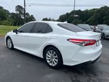 Used 2019 Toyota Camry LE image 3