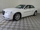 Used 2015 Chrysler 300 C image 4
