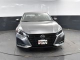 Used 2024 Nissan Altima 2.5 SV image 2
