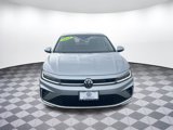 Used 2025 Volkswagen Jetta SE image 5