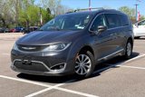 Used 2018 Chrysler Pacifica Touring-L image 2