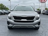 Used 2023 Kia Seltos EX image 2