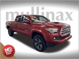 Used 2016 Toyota Tacoma TRD Sport image 1