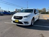 Used 2023 Chrysler Pacifica Touring-L image 4
