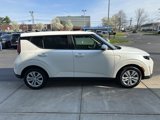 Certified 2023 Kia Soul LX image 4
