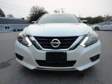 Used 2017 Nissan Altima 2.5 SR w/ Midnight Edition Package image 2