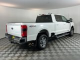 Used 2024 Ford F350 Lariat image 4