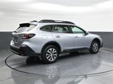 Used 2022 Subaru Outback Premium image 4