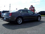 Used 2017 Chrysler 300 C image 6