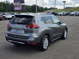 Used 2018 Nissan Rogue SV image 5