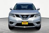 Used 2015 Nissan Rogue S image 2