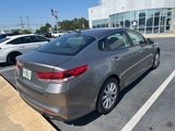 Used 2017 Kia Optima LX image 4