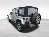 Used 2018 Jeep Wrangler Unlimited Sahara image 4