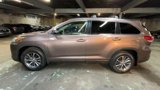 Used 2017 Toyota Highlander XLE image 5