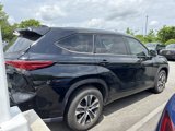 Used 2021 Toyota Highlander XLE image 6