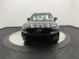 Certified 2020 Volvo XC40 T4 R-Design image 2