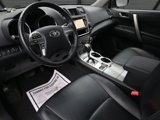 Used 2013 Toyota Highlander 4WD image 3