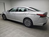 Used 2023 Nissan Altima 2.5 SV image 3